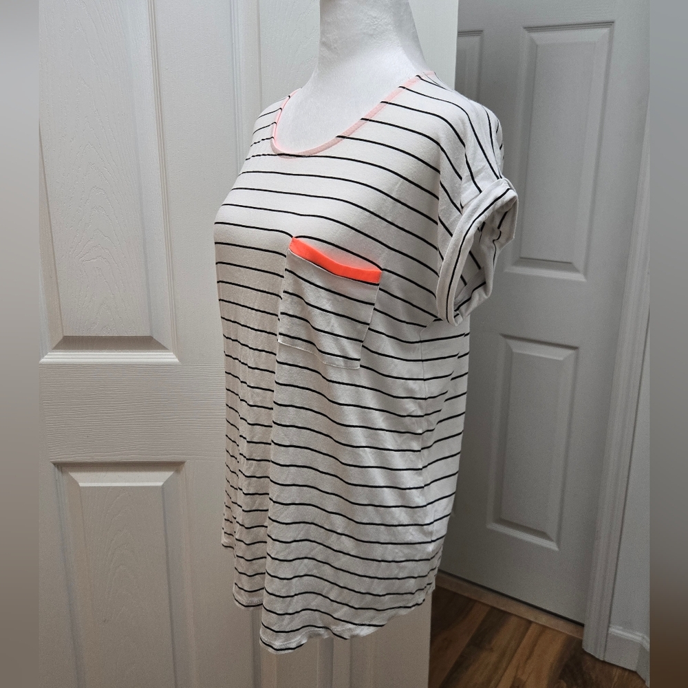 Striped White and Black Top with Neon Orange Accents Size L Papermoon - Picture 6 of 13